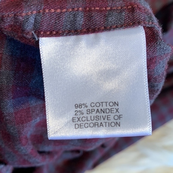 Crosby & Howard Men’s Stretch Fabric Maroon and Gray Button Down Size XL - Picture 8 of 11